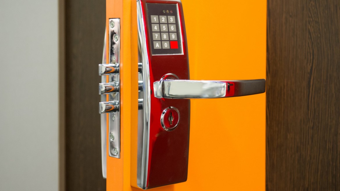 DIY Mistakes Of Locksmiths: Reason To Hire A Professional Service In NYC